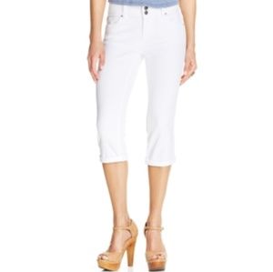 Jessica Simpson Evelyn Skimmer